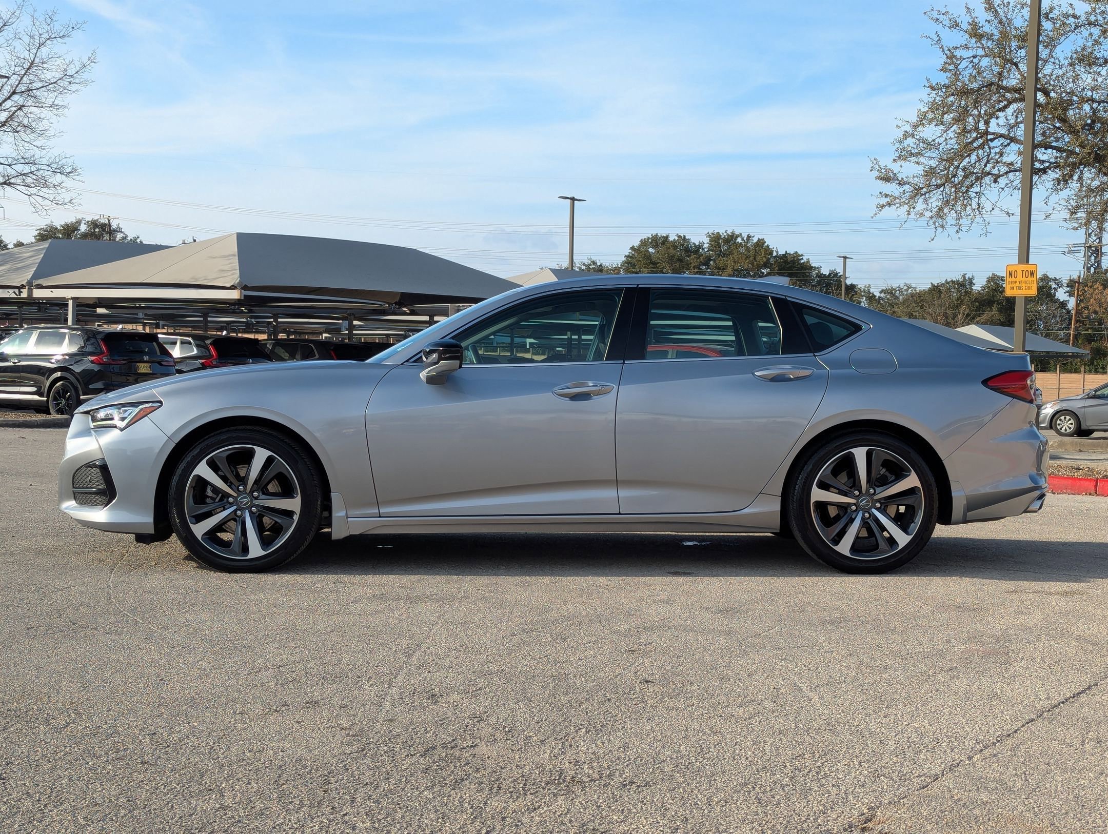 Certified 2025 Acura TLX w/ Technology Package image 7
