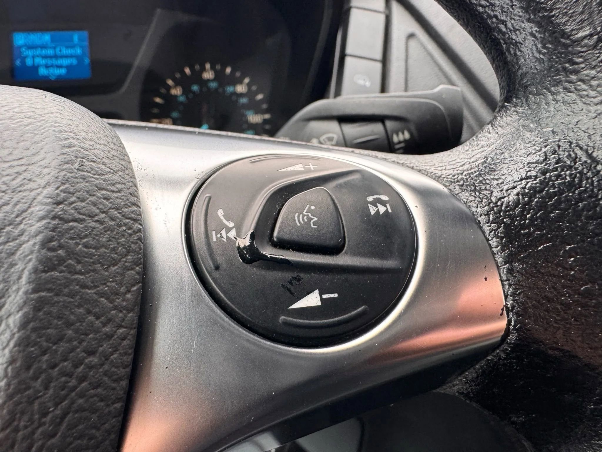 Used 2019 Ford Transit 250 130 Low Roof RWD image 18