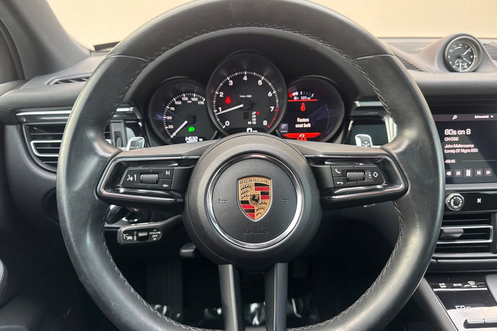 Used 2024 Porsche Macan image 24