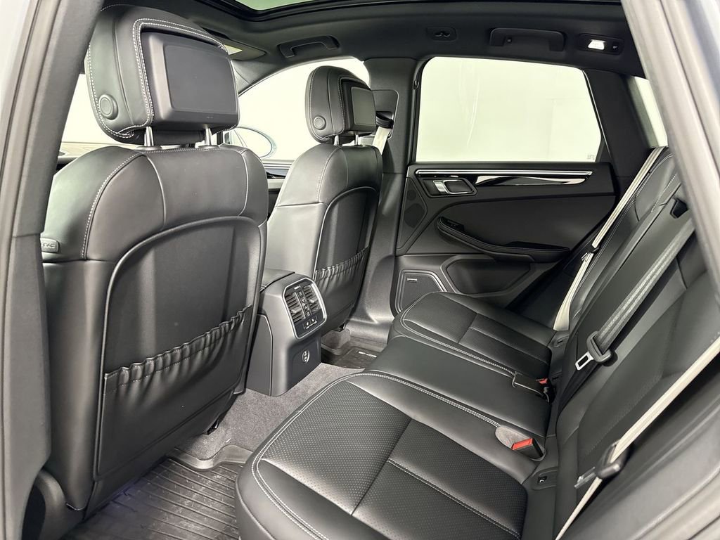 New 2026 Porsche Macan S AWD/4WD image 26
