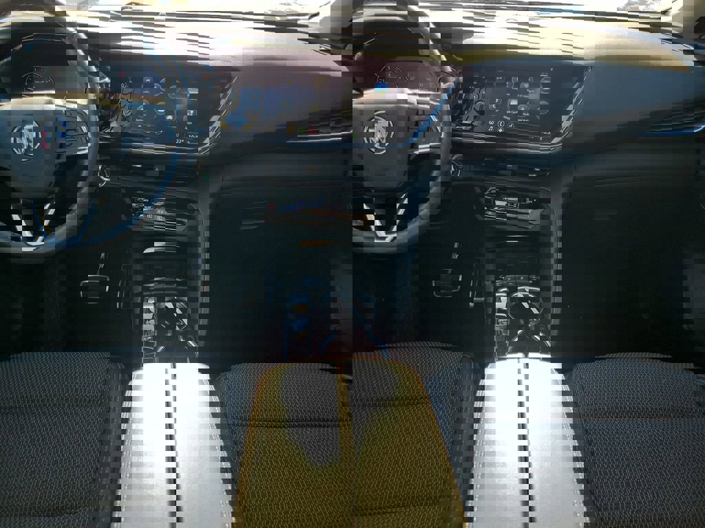 Used 2023 Buick Envision Preferred w/ Sport Touring Package image 15