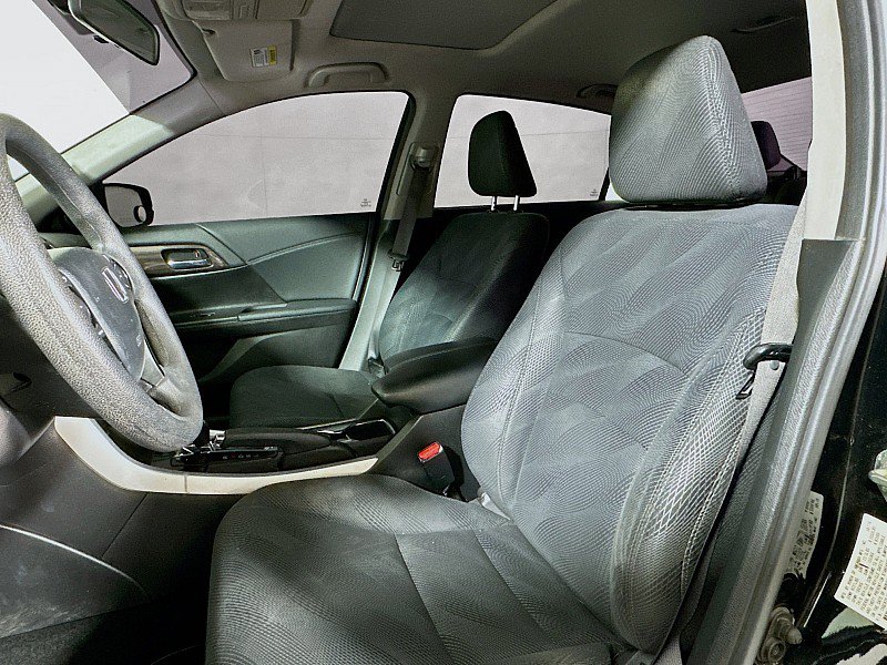 Used 2016 Honda Accord EX image 11