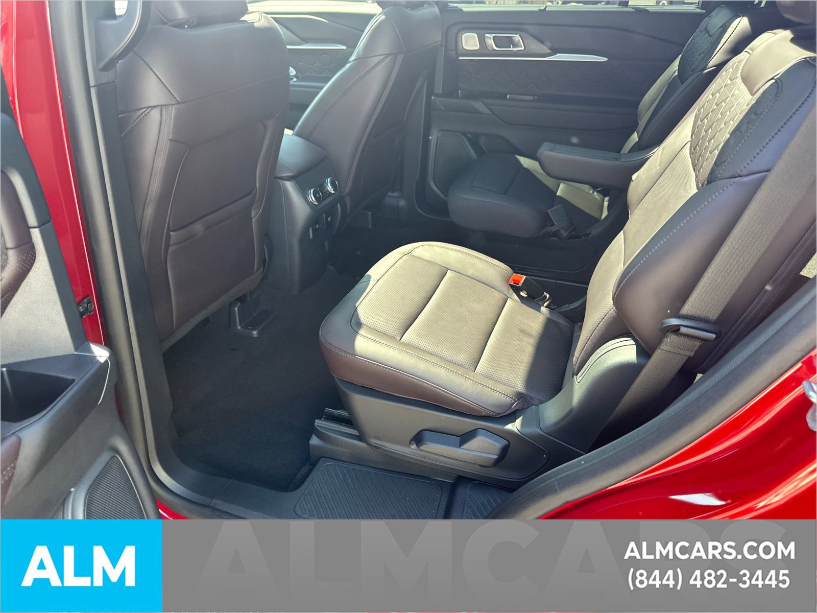 Used 2025 Ford Explorer Platinum w/ Ultimate Package RWD image 12