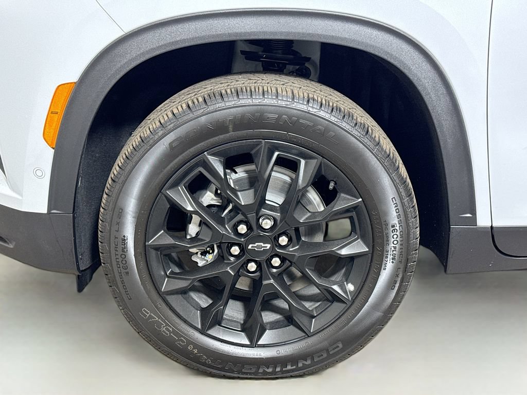 New 2026 Chevrolet Traverse LT w/ Enhanced Driving Package FWD image 19