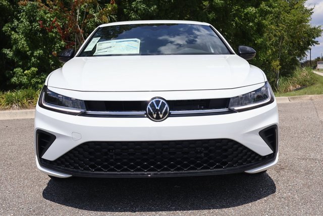 New 2025 Volkswagen Jetta Sport image 2