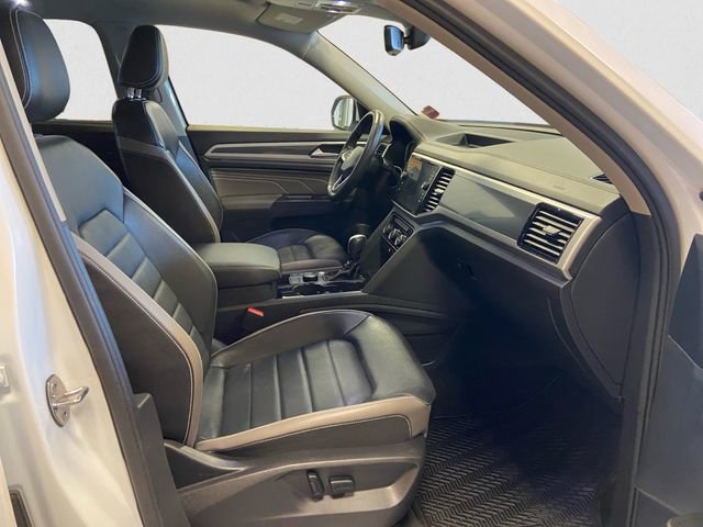 Used 2023 Volkswagen Atlas SEL Premium image 16