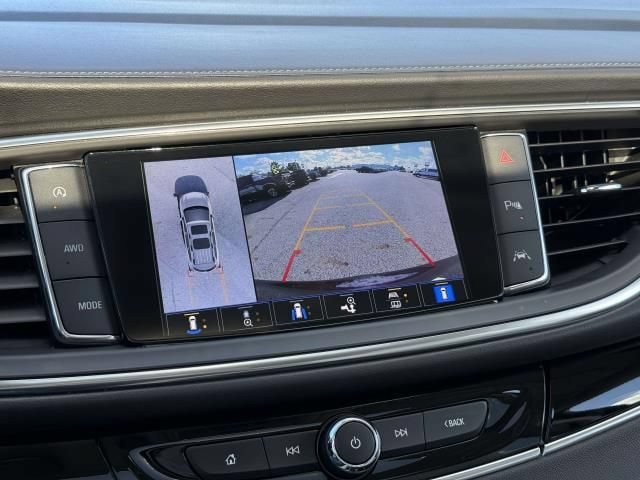 Used 2023 Buick Enclave Avenir w/ Avenir Technology Package AWD/4WD image 31
