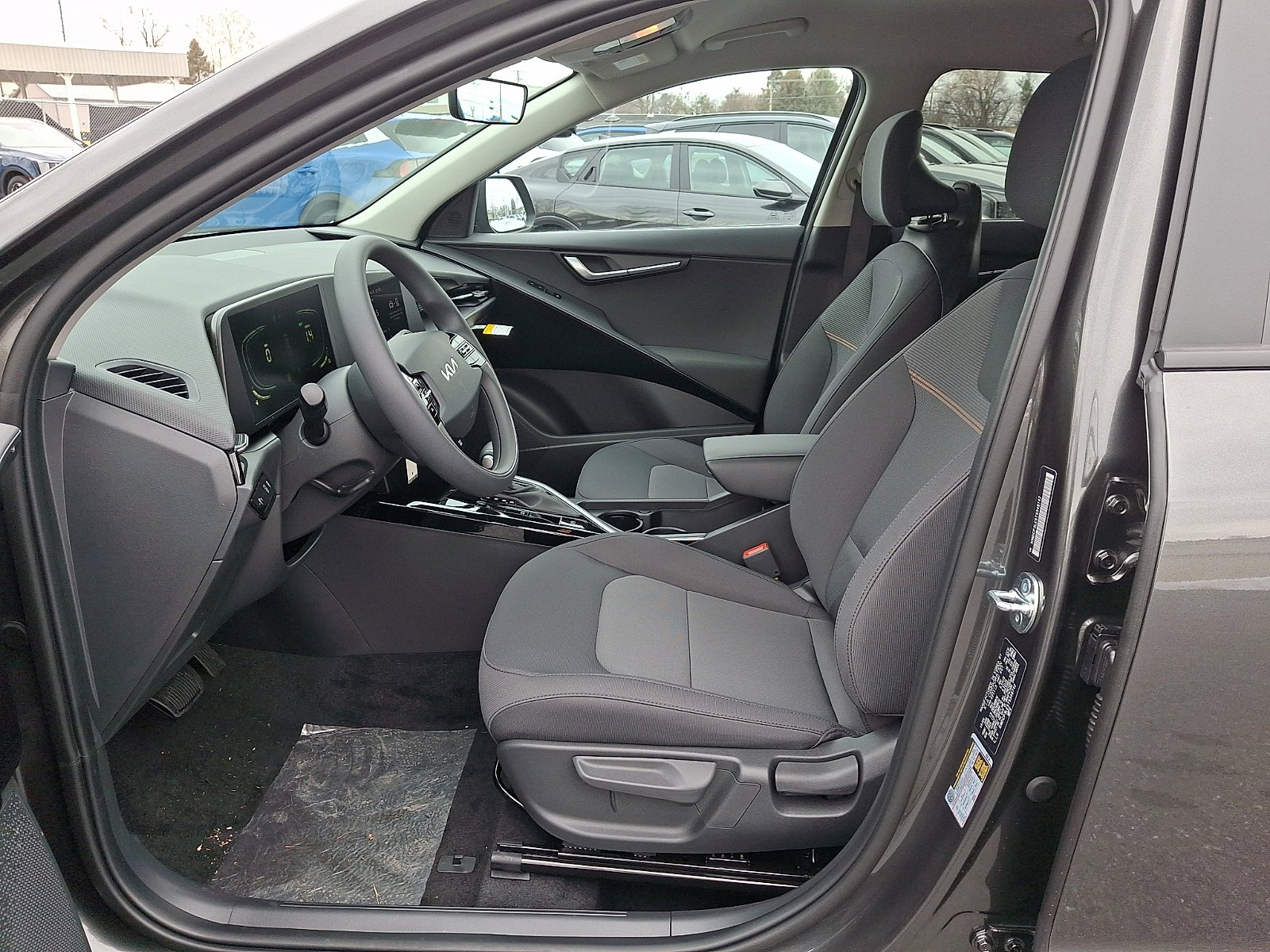 New 2026 Kia Niro LX image 12