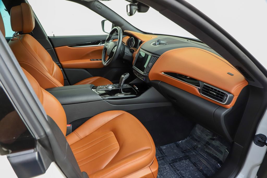 Used 2022 Maserati Levante GT image 25