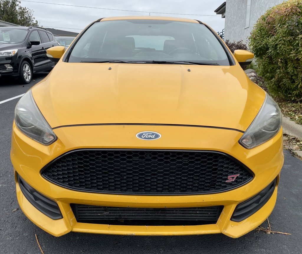 Used 2016 Ford Focus ST w/ Equipment Group 402A image 3