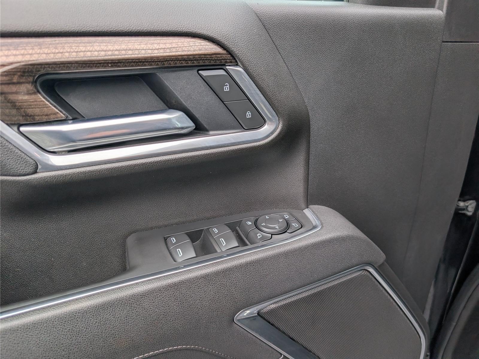 Used 2025 Chevrolet Silverado 3500 LT w/ Safety Package AWD/4WD image 19