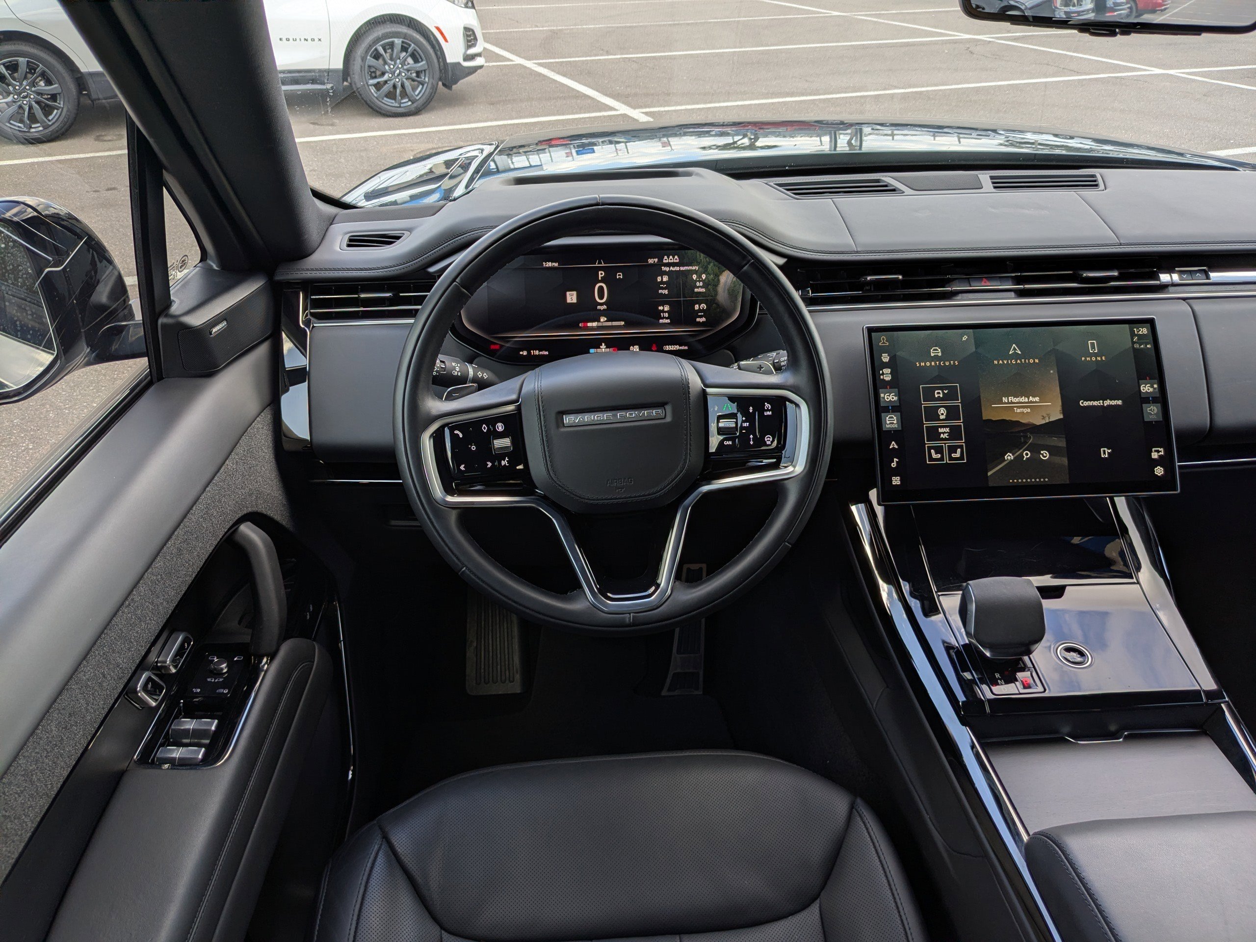 Used 2024 Land Rover Range Rover Sport SE image 17