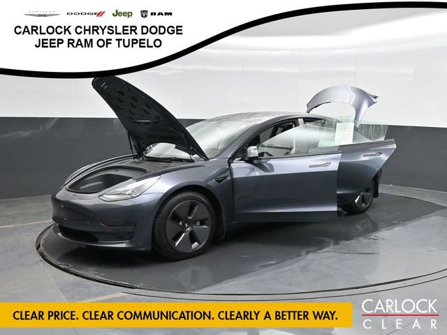 Used 2023 Tesla Model 3 Standard Range image 45