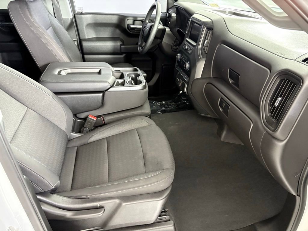 Used 2024 Chevrolet Silverado 1500 Custom Trail Boss w/ LPO, Dark Essentials Package image 42