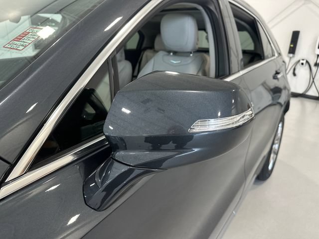 Used 2021 Cadillac XT4 Premium Luxury w/ Sun And Sound Package AWD/4WD image 7