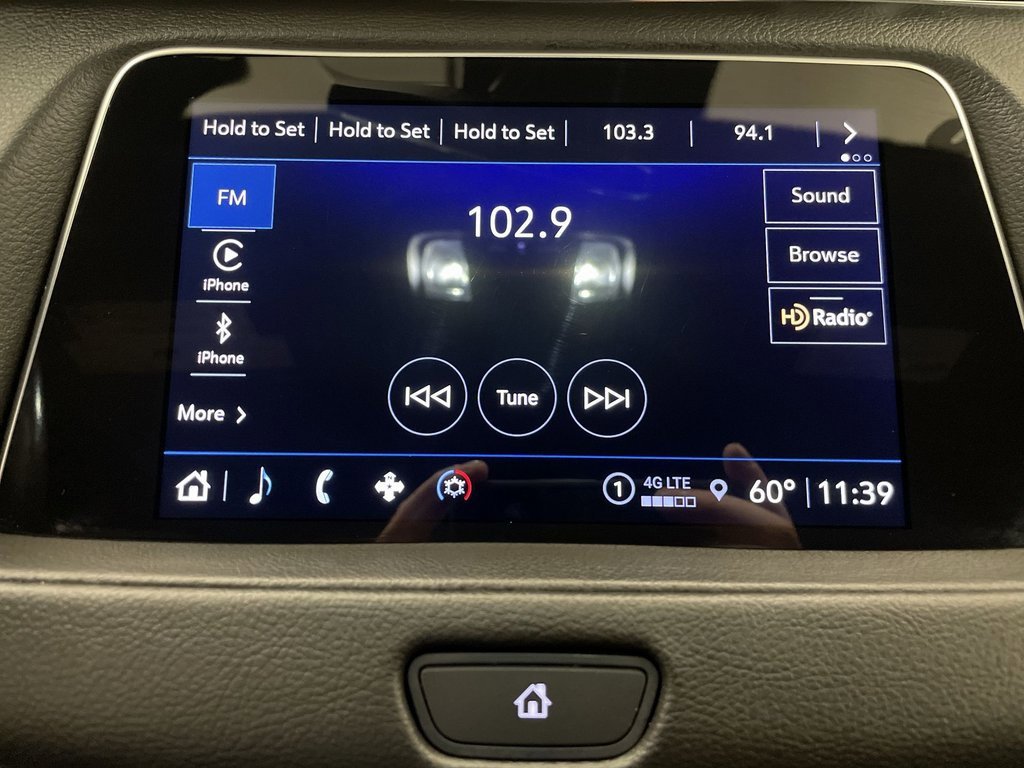 Used 2023 Cadillac XT4 Luxury image 7