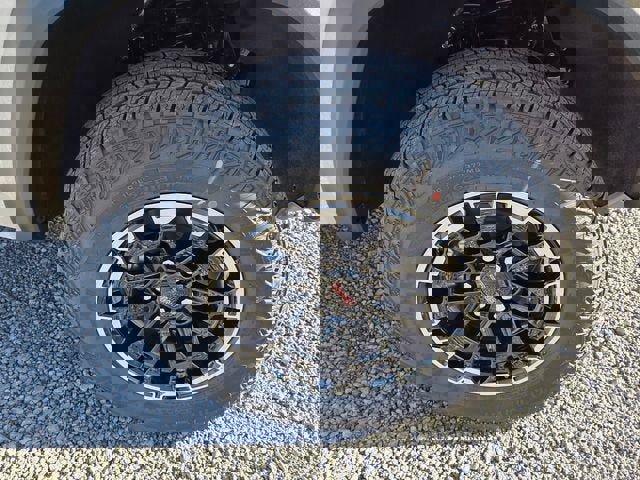 New 2026 GMC Canyon AT4 image 16