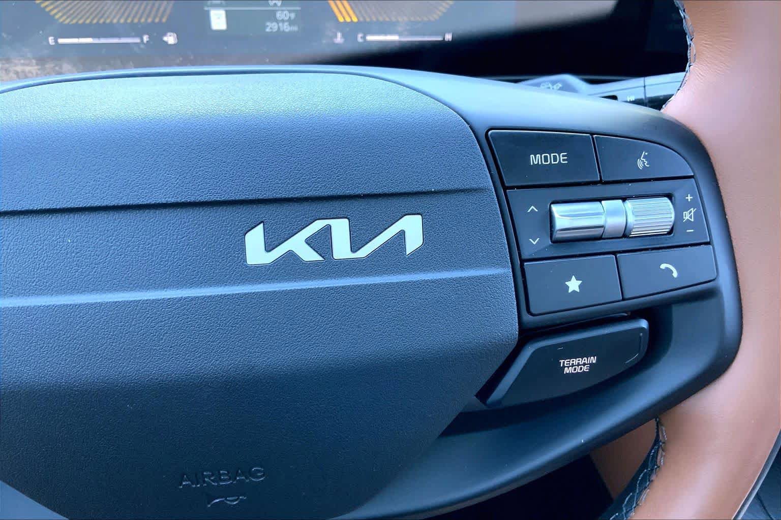 Used 2026 Kia Sportage X-Line w/ X-Line Premium Package AWD/4WD image 25