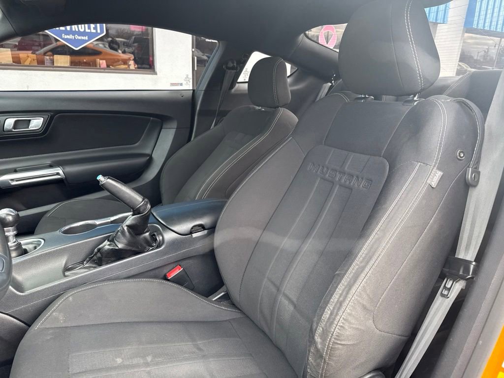 Used 2018 Ford Mustang GT RWD image 28