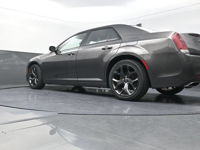 Used 2023 Chrysler 300 S RWD image 35