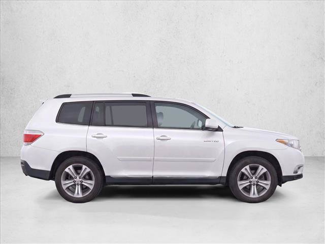 Used 2013 Toyota Highlander Limited AWD/4WD image 8