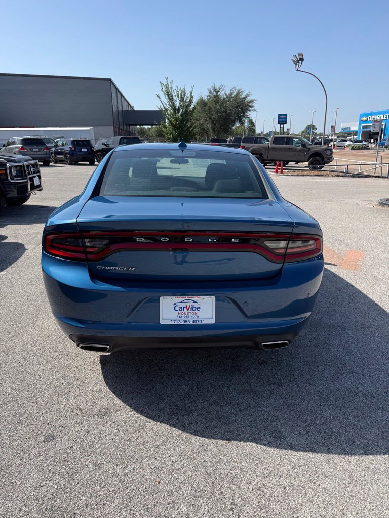 Used 2023 Dodge Charger SXT RWD image 6