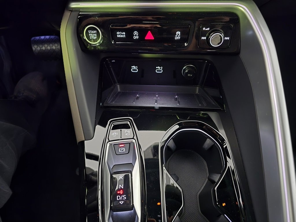 Certified 2025 Audi Q5 Premium image 16