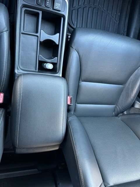 Used 2015 Honda CR-V Touring image 5