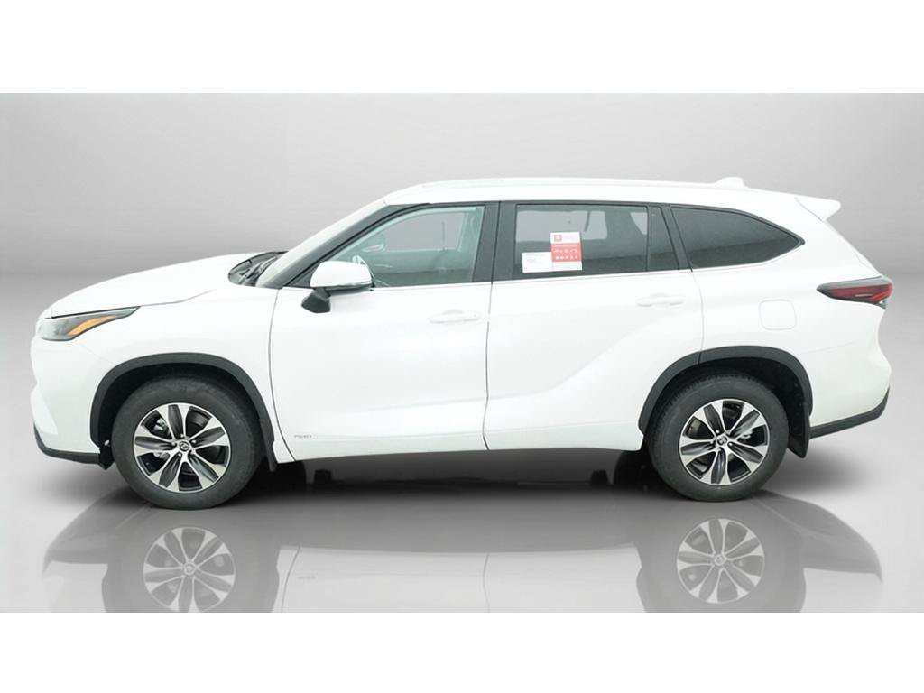 New 2026 Toyota Highlander XLE AWD/4WD image 3