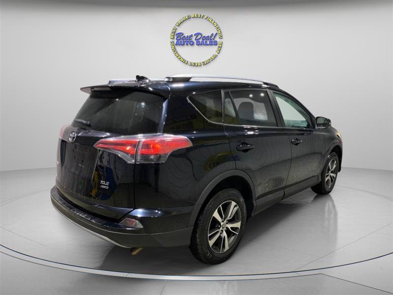 Used 2017 Toyota RAV4 XLE w/ Plus Special Value Package AWD/4WD image 5