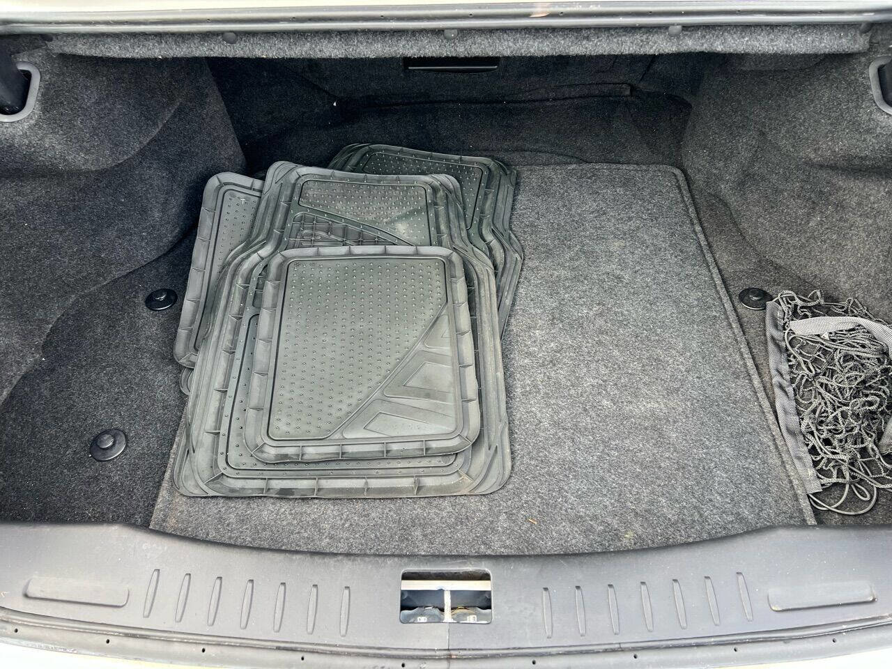 Used 2011 Cadillac DTS Luxury image 7