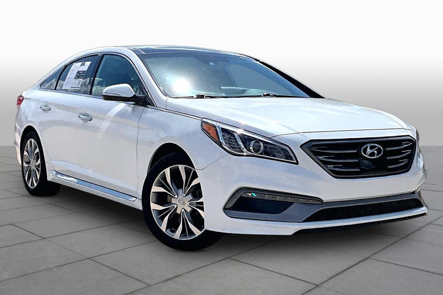 Used 2017 Hyundai Sonata Limited 2.0T FWD image 2