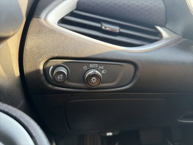 Used 2024 Chevrolet Malibu LT image 38