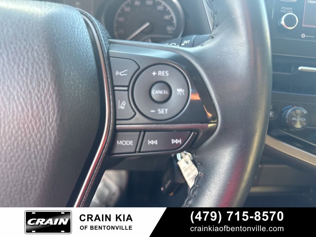 Used 2022 Toyota Camry SE image 28