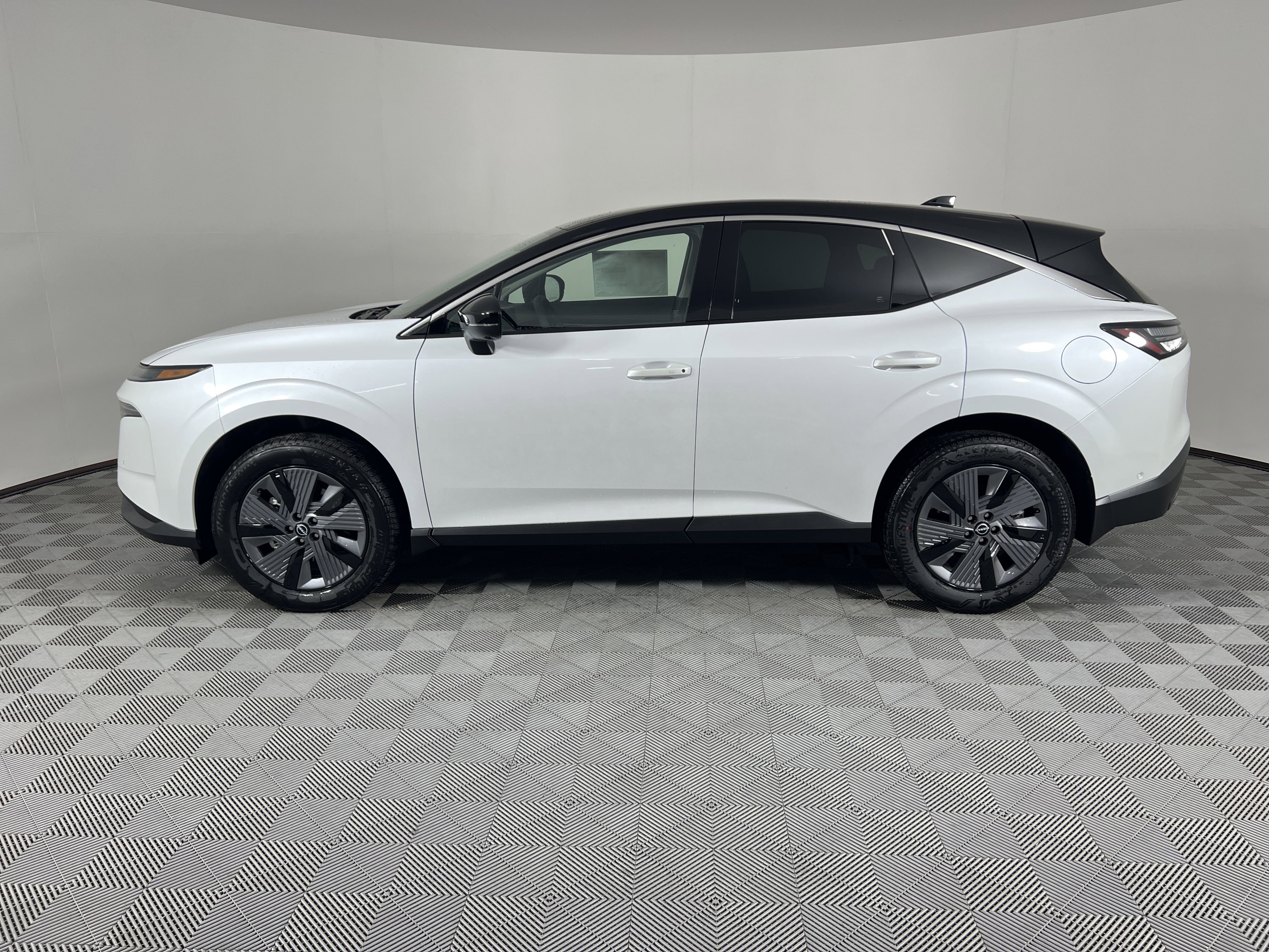 New 2025 Nissan Murano SL w/ Cargo Package image 3