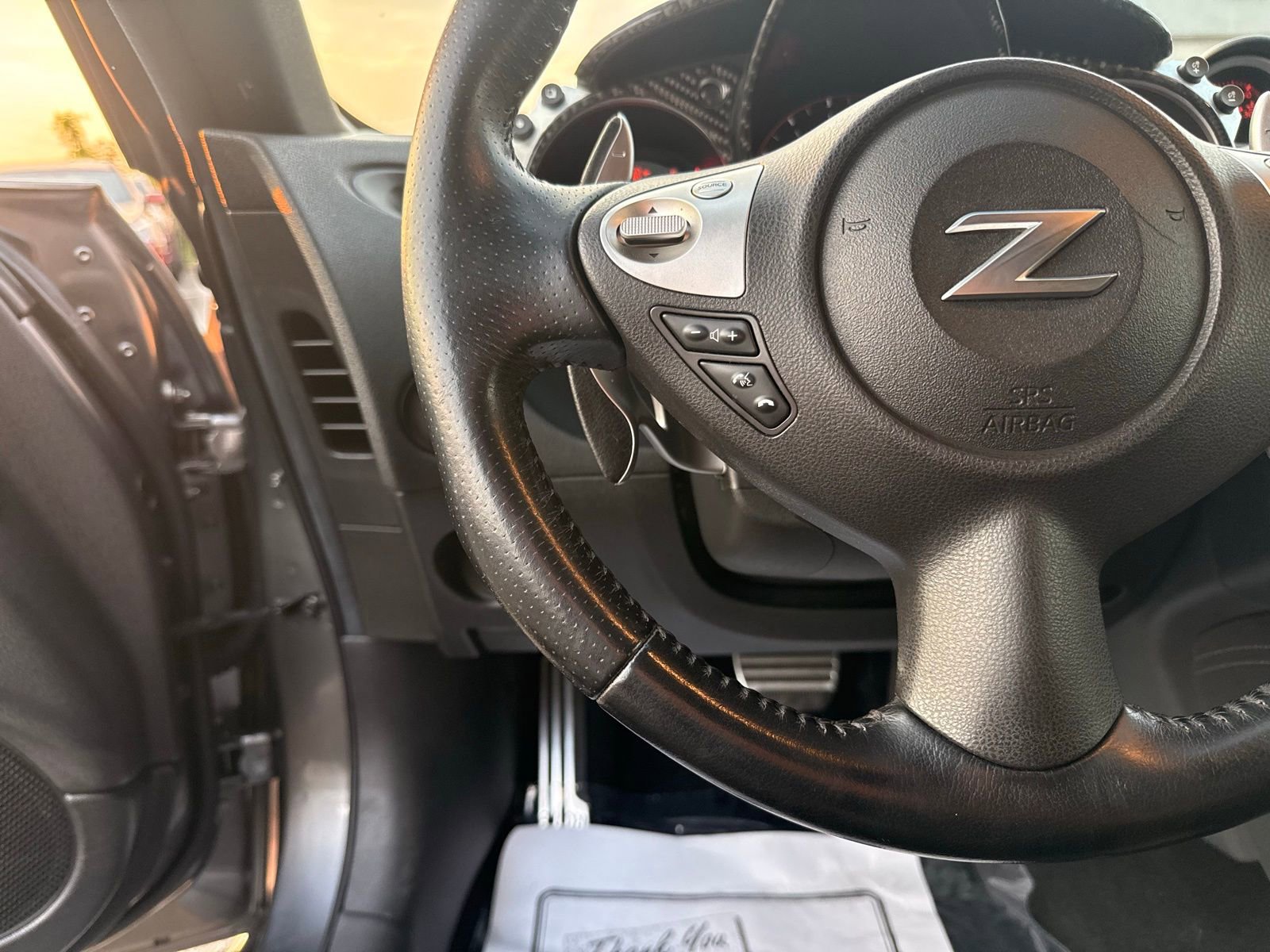 Used 2014 Nissan 370Z Touring RWD image 16