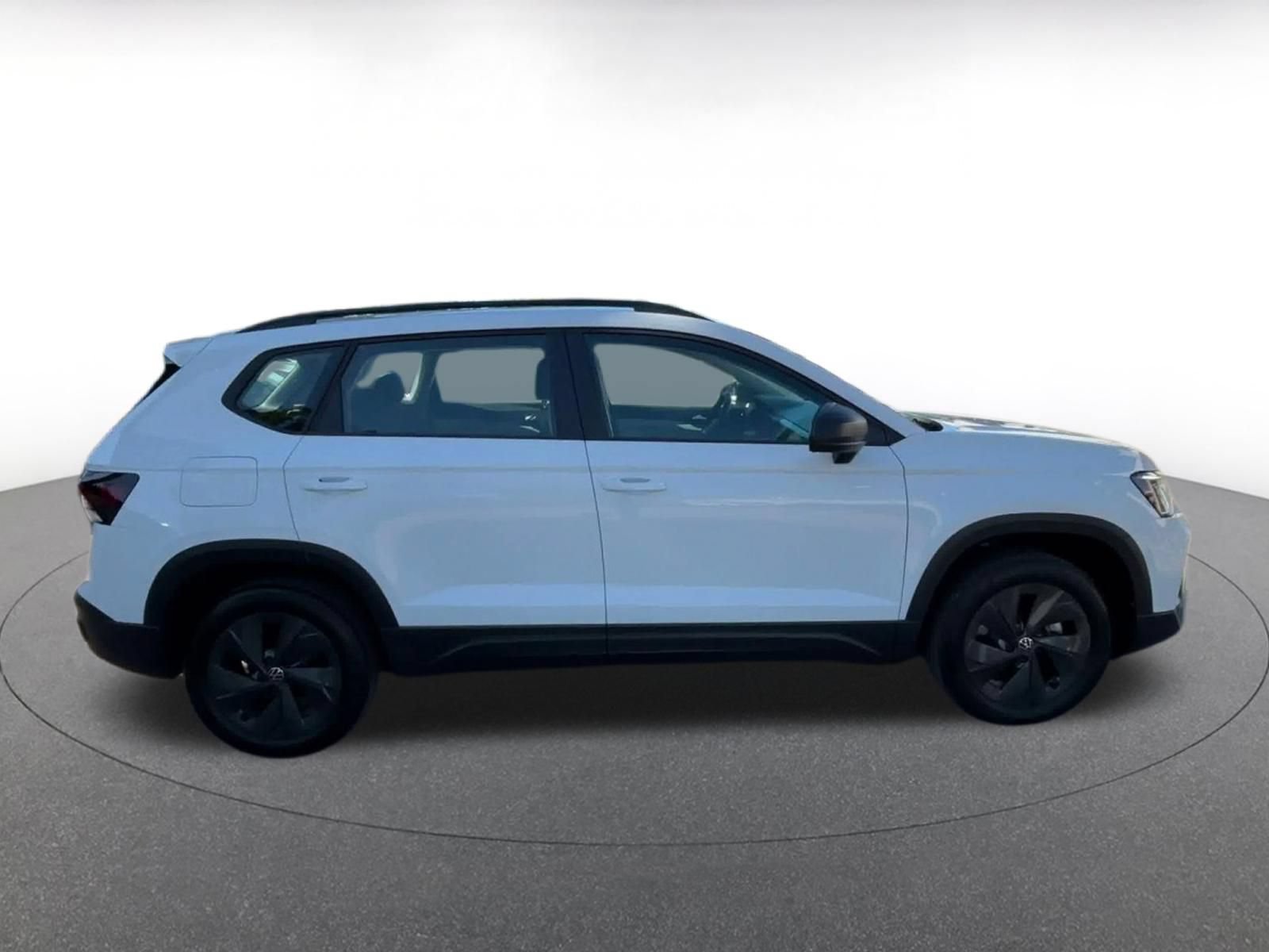 Used 2026 Volkswagen Taos S FWD image 15