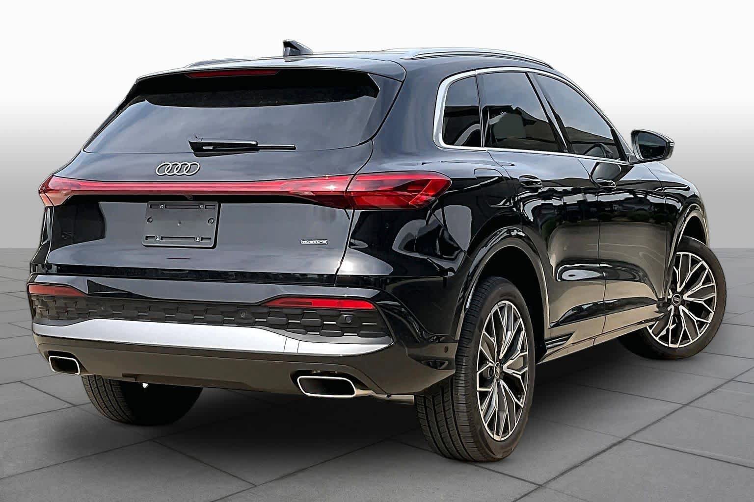 Used 2025 Audi Q5 Premium Plus w/ Premium Plus image 12