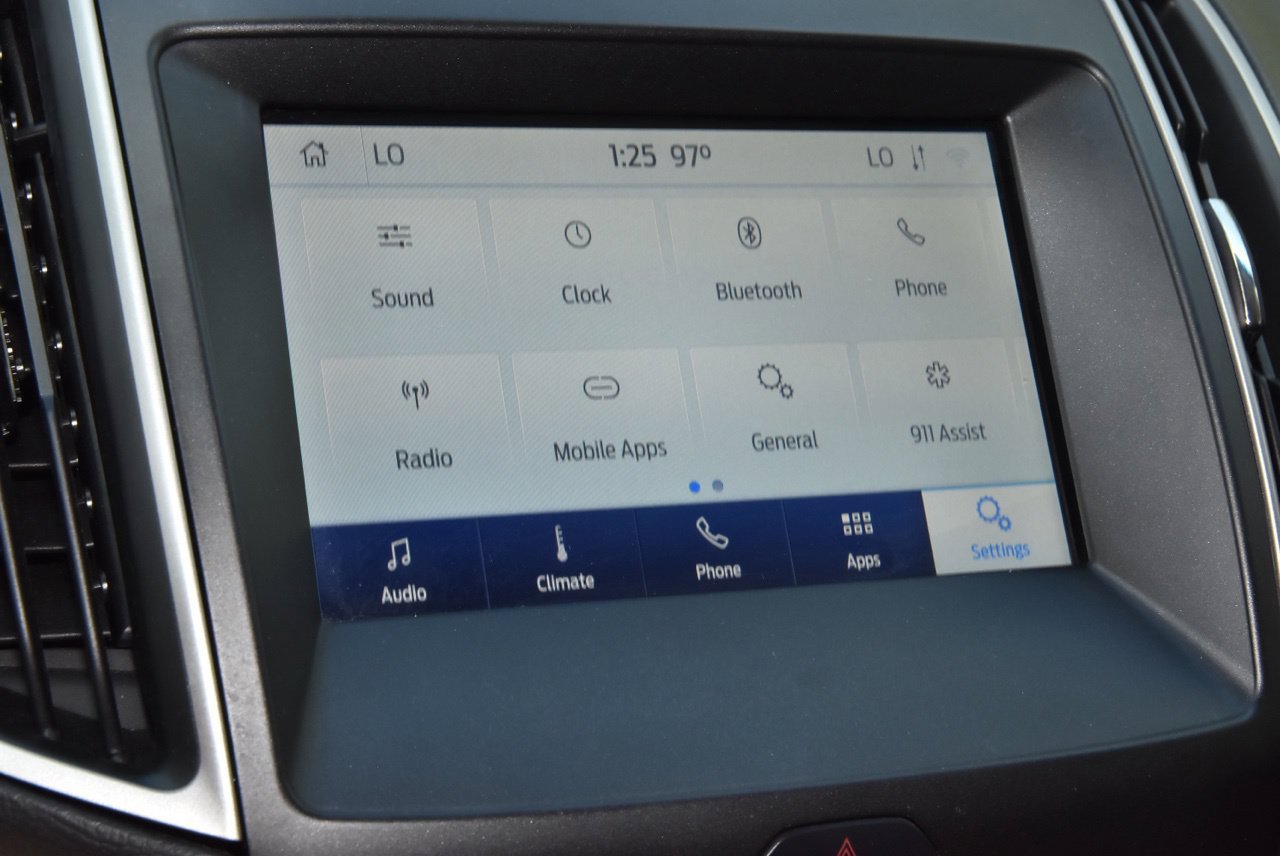 Used 2020 Ford Edge SEL FWD image 27