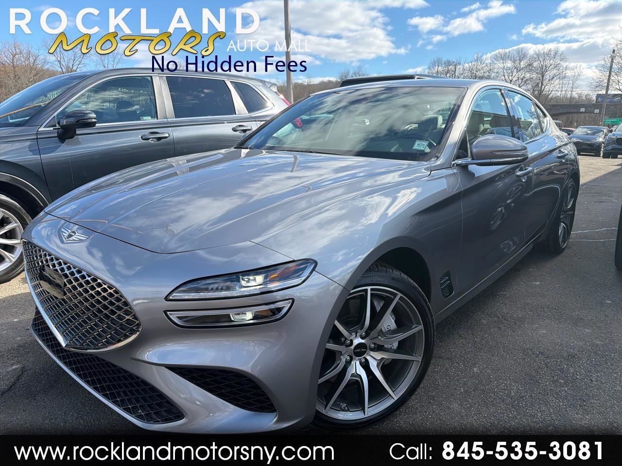 Used 2024 Genesis G70 2.5T image 1