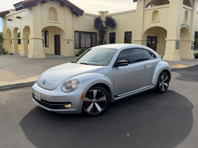 Used 2012 Volkswagen Beetle 2.0T FWD image 2