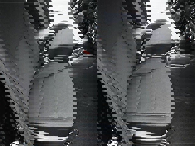 New 2025 Nissan Kicks Play S image 32