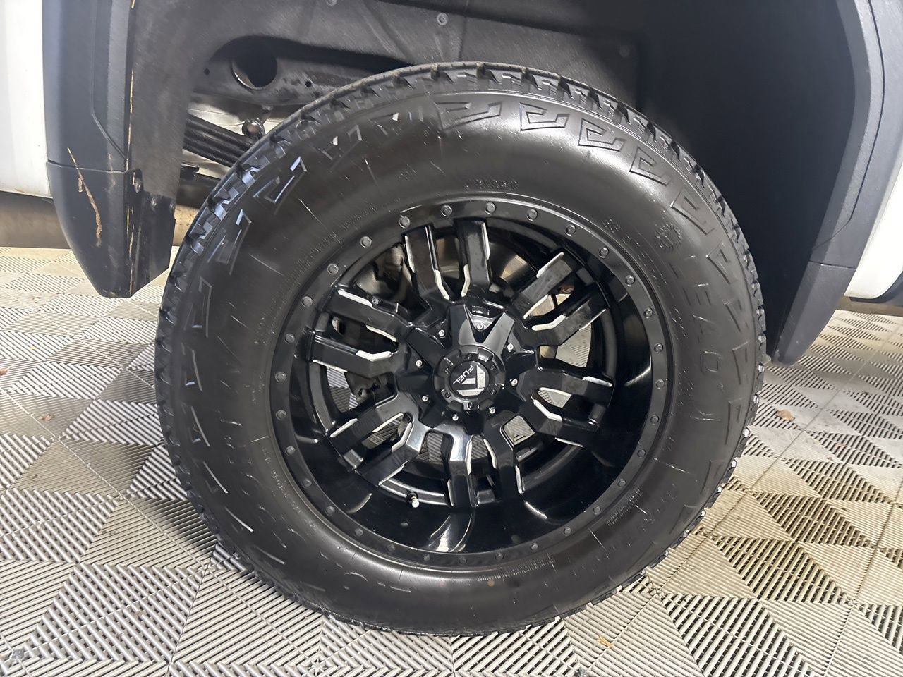 Used 2020 GMC Sierra 2500 Denali w/ Denali Ultimate Package image 35