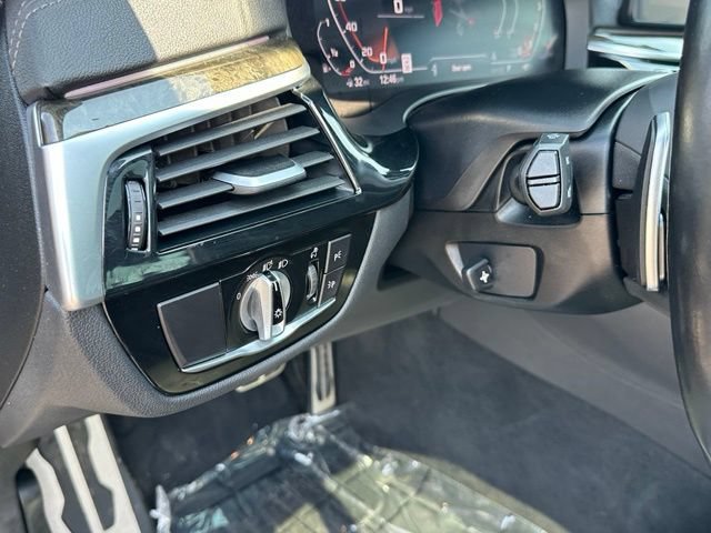 Used 2022 BMW M550i xDrive AWD/4WD image 22