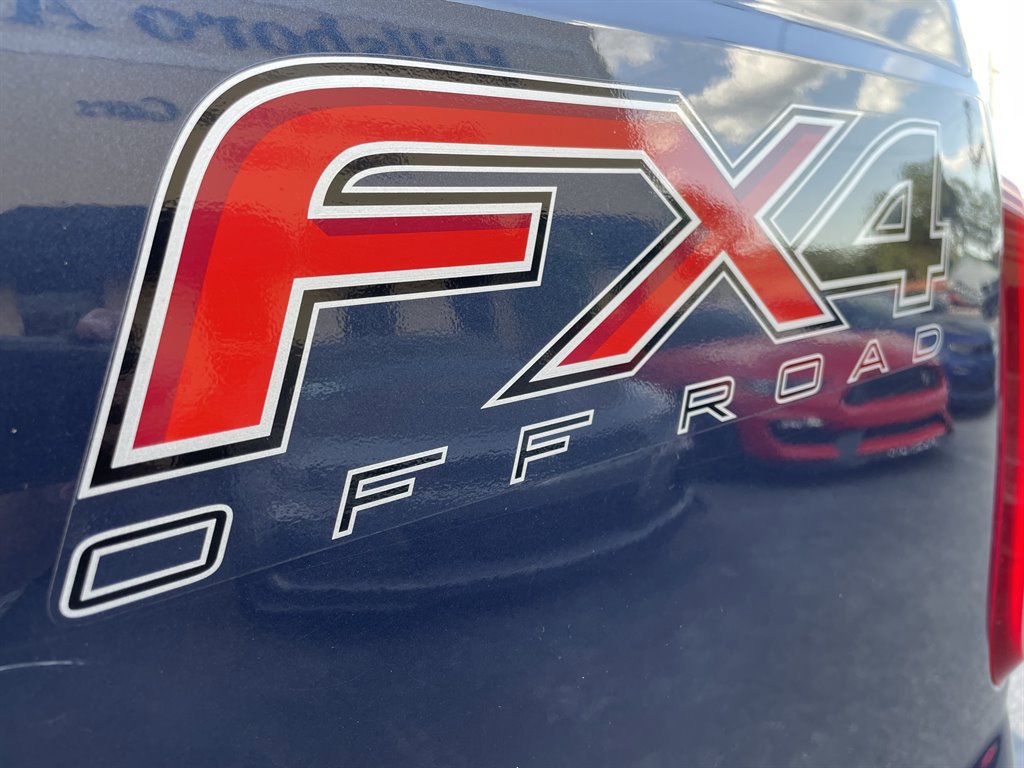 Used 2015 Ford F250 Lariat w/ Lariat Ultimate Package image 36