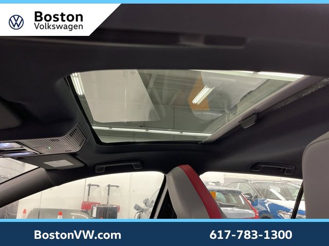 New 2025 Volkswagen GTI Autobahn image 21