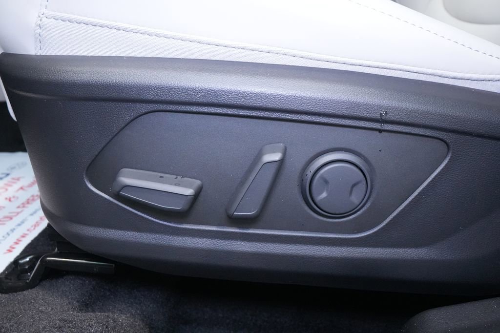 New 2026 Hyundai Tucson SEL image 17