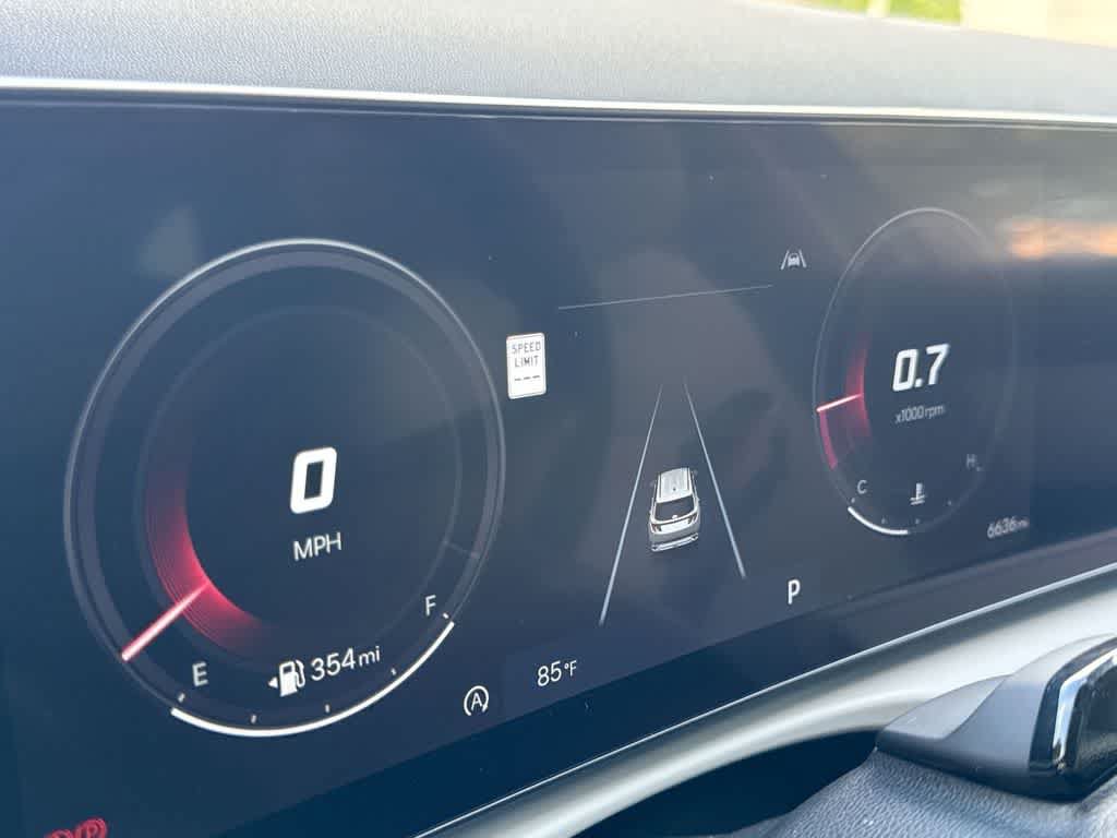 Used 2025 Hyundai Tucson SEL FWD image 16