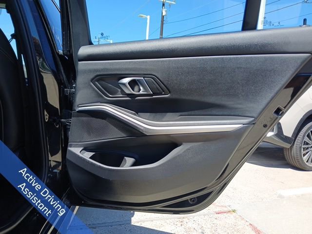 Used 2024 BMW 330e image 10