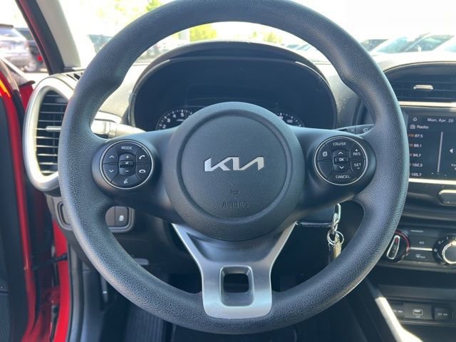 Certified 2022 Kia Soul LX image 14